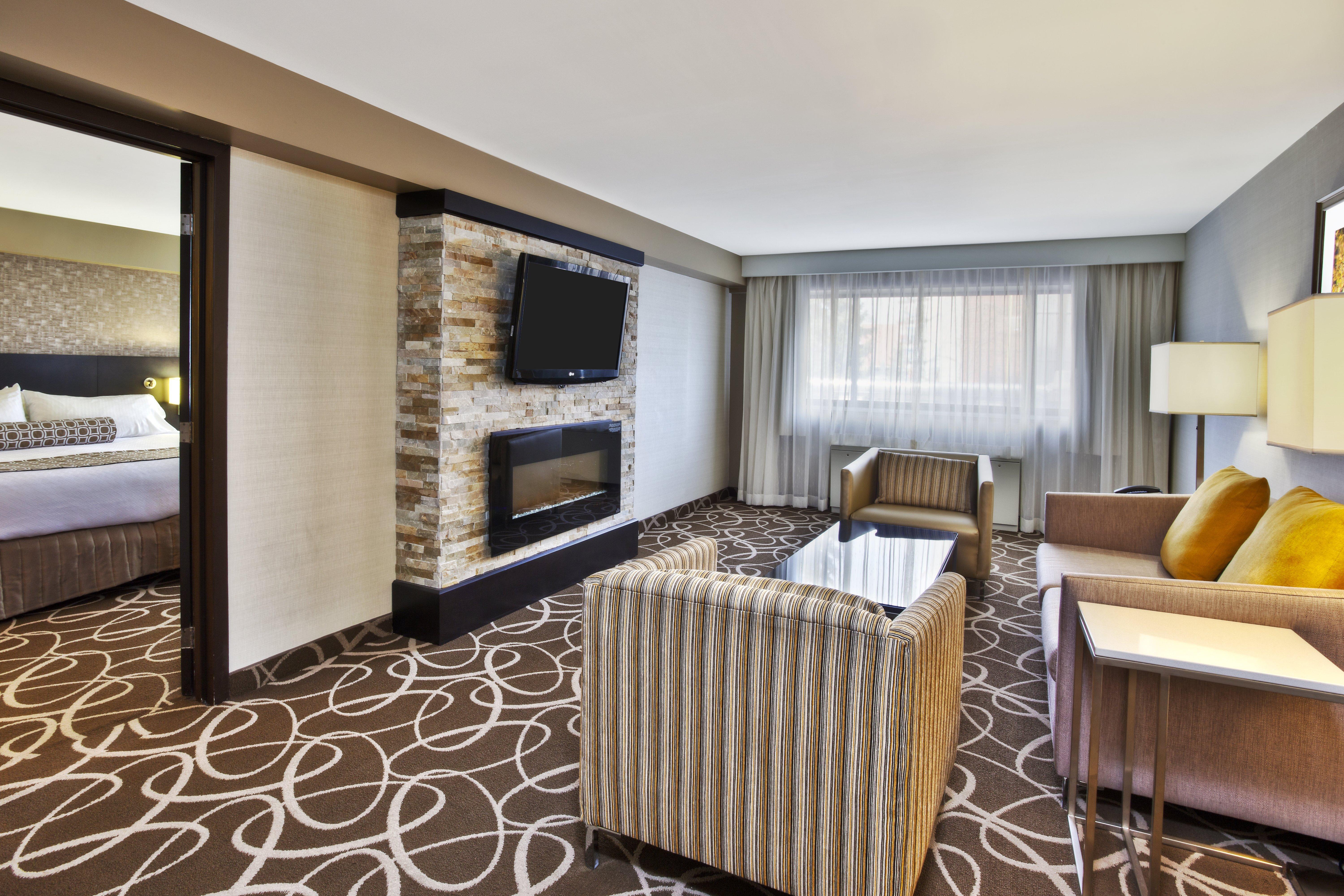 Crowne Plaza Kitchener-Waterloo, An Ihg Hotel Экстерьер фото